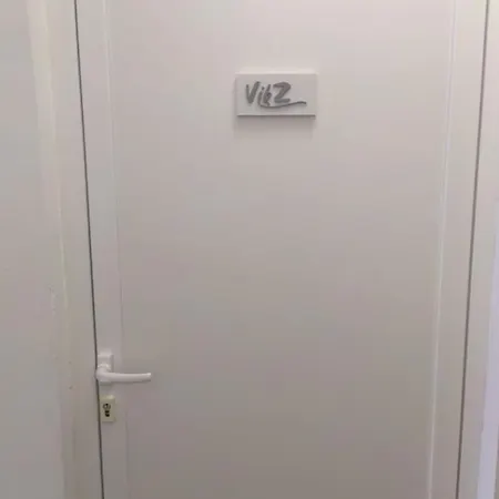 Vikz - студио за гости център